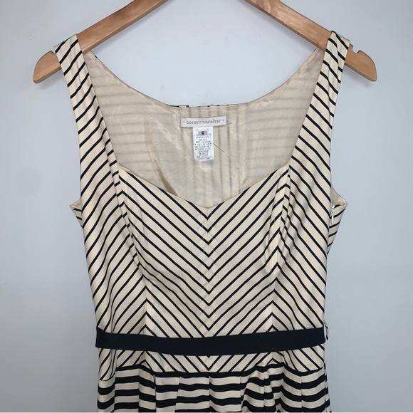 Corey Lynn Calter Corset Dress Size 6 US Ivory  Black‎ Lace Up Anthropologie - Picture 4 of 16